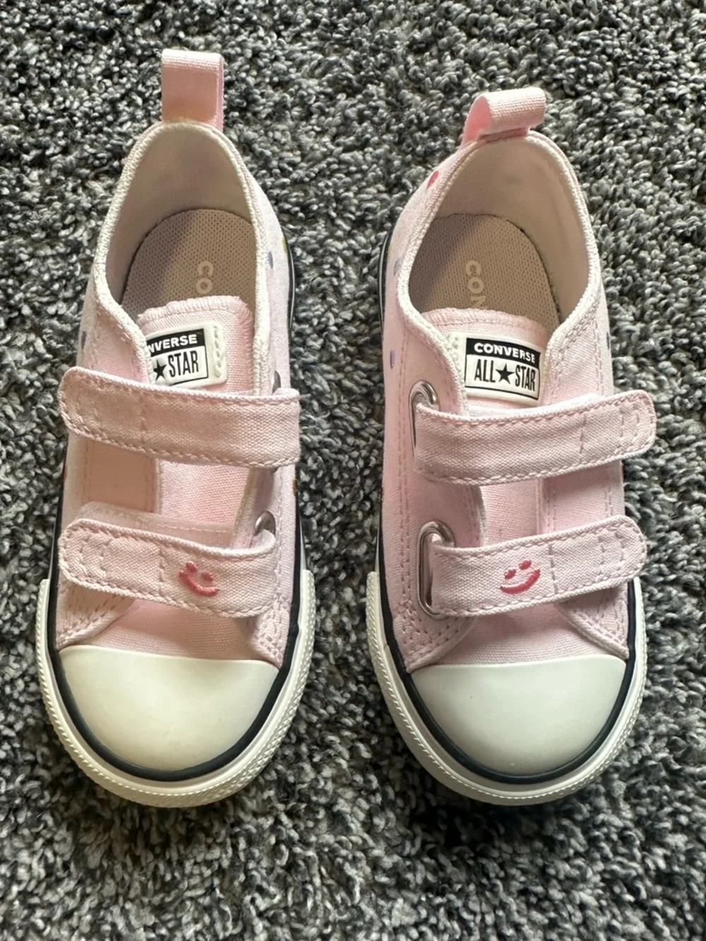 Brand New Converse Kids Chuck Taylor All Star Polka Dots Easy On Size 8 T